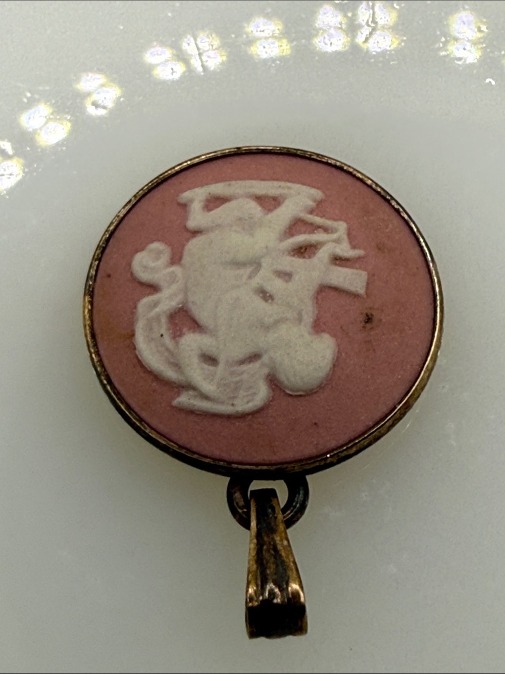 Antique sterling silver Pink lilac Wedgewood Cameo Disc Pendant charm cherub ⭐️ - Picture 7 of 16